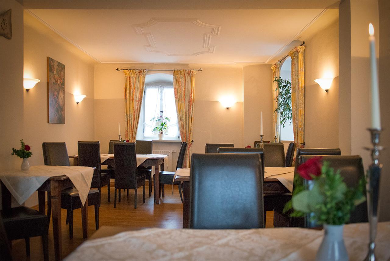Der Patrizierhof - Weingut Gasthof Hotel - Familie Grebner Grosslangheim Buitenkant foto